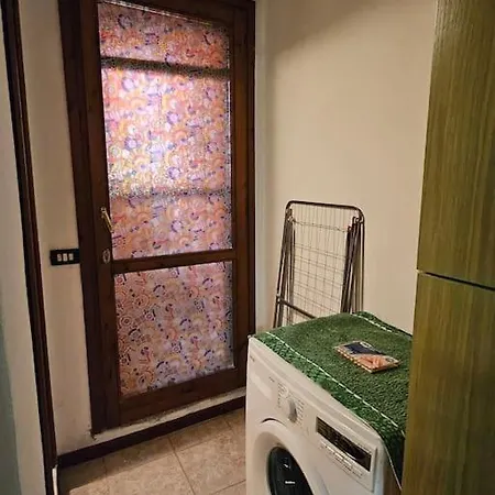 아파트 Bel Seminterrato Con Finestre *