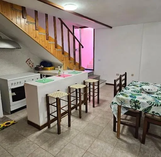 Bel Seminterrato Con Finestre *