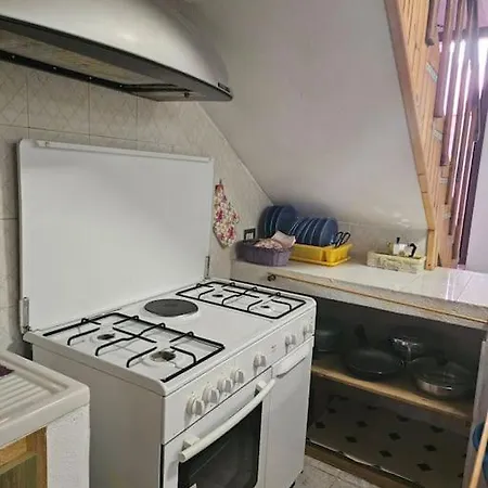 Bel Seminterrato Con Finestre *