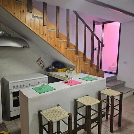 Bel Seminterrato Con Finestre 维拉西米乌斯