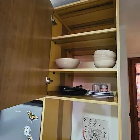 Bel Seminterrato Con Finestre 维拉西米乌斯