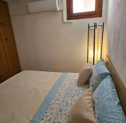 Bel Seminterrato Con Finestre