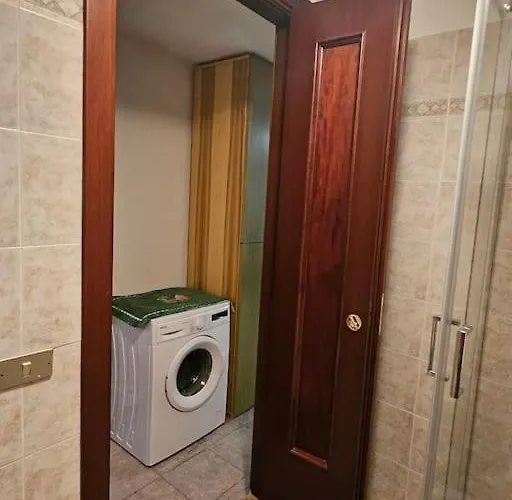 Bel Seminterrato Con Finestre