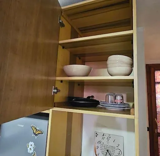 Bel Seminterrato Con Finestre Віллазімьюс